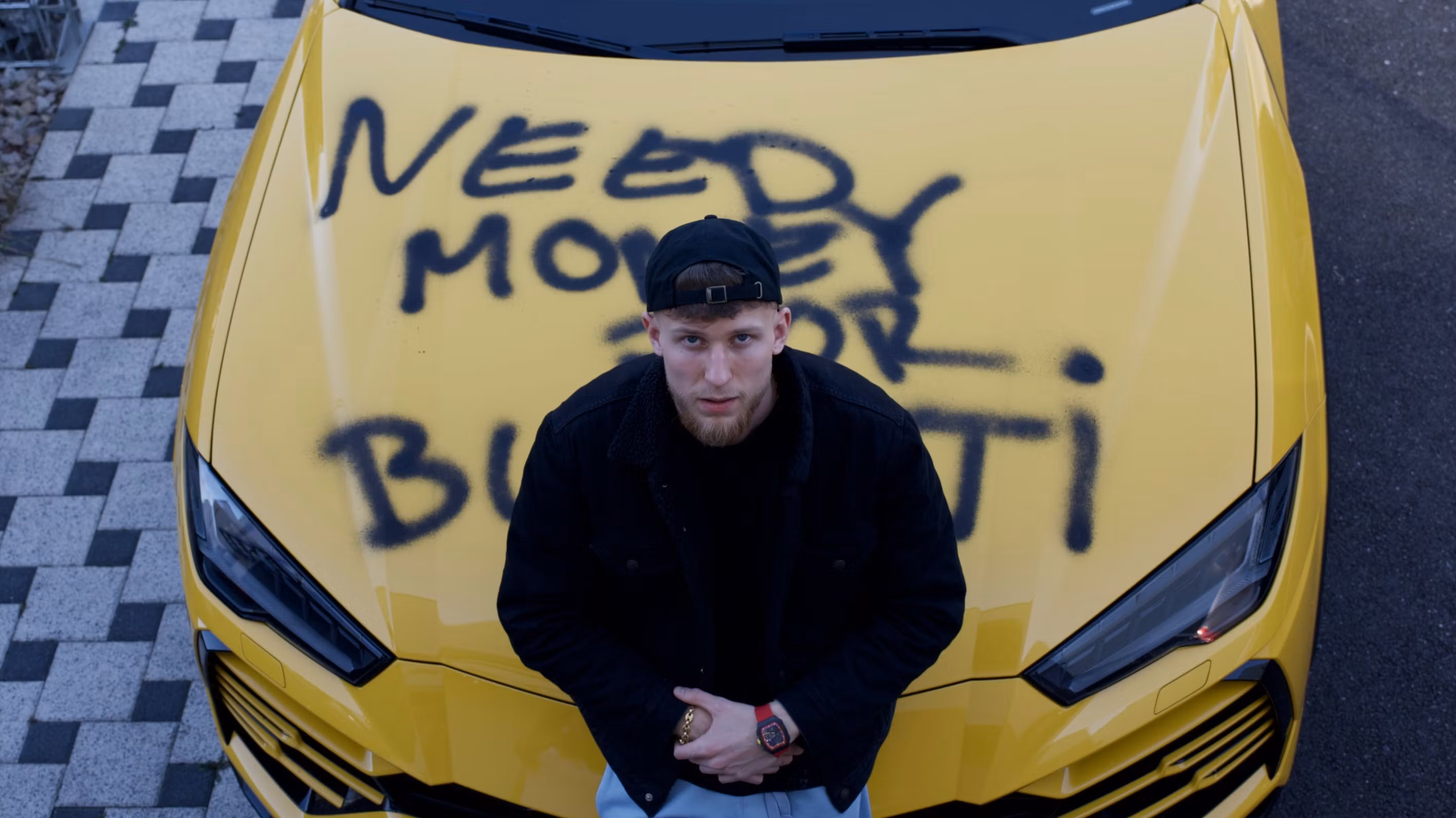 ECOMBEAST by Dennis Naumov