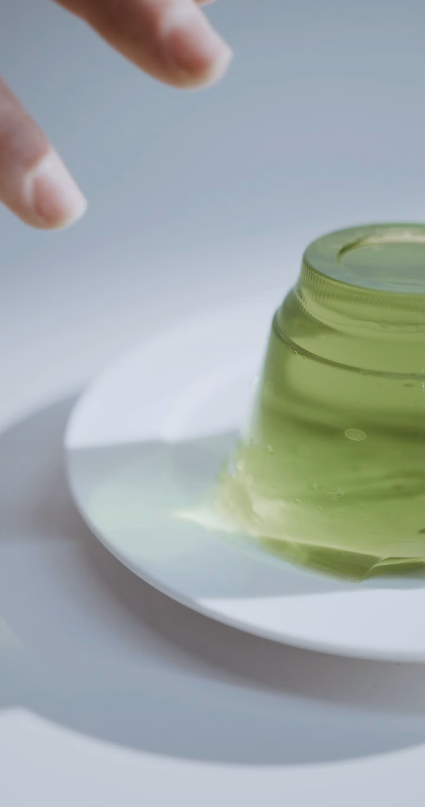 Satisfying and relaxing video