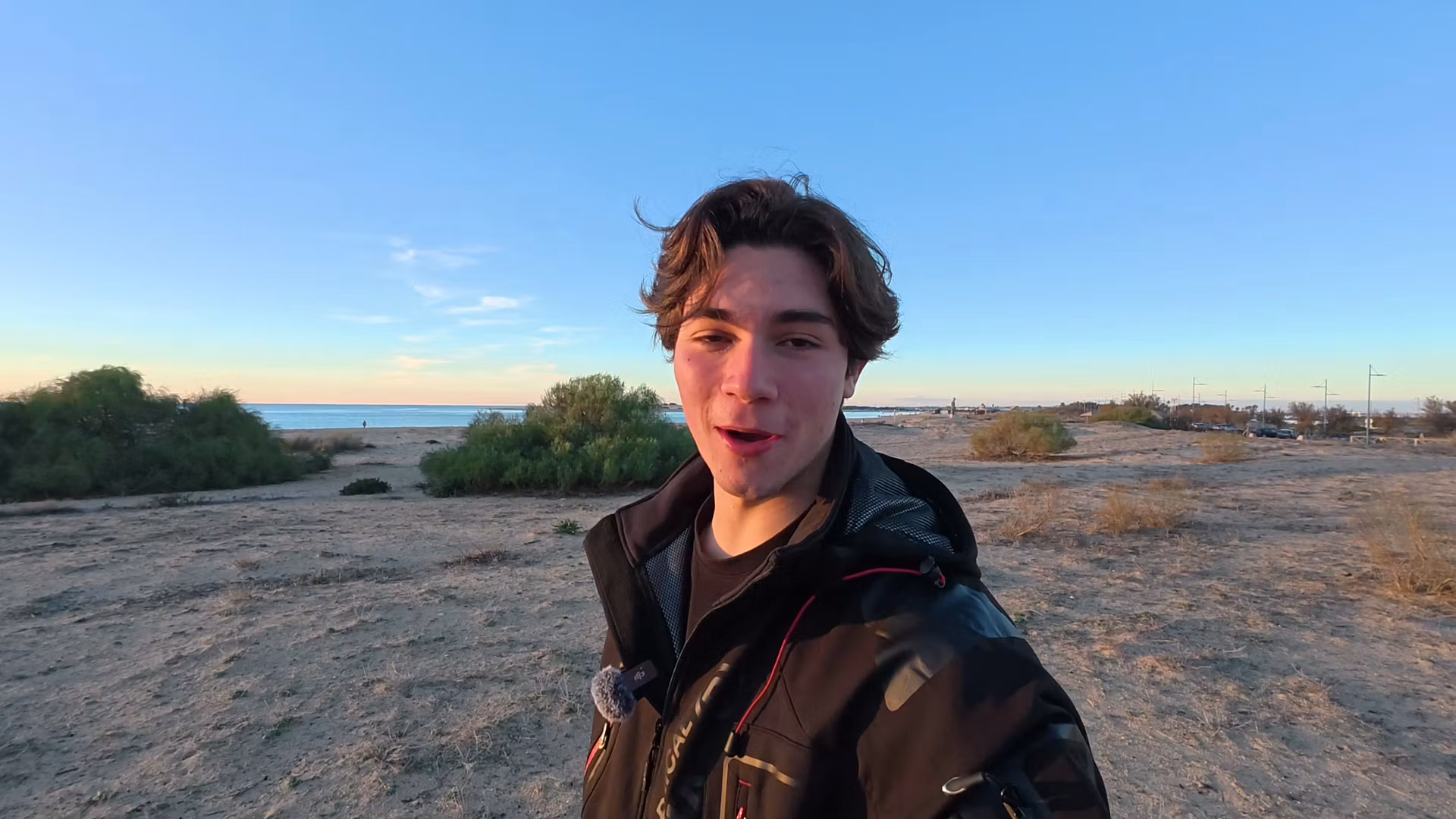 Crea aunque tiemble la voz 