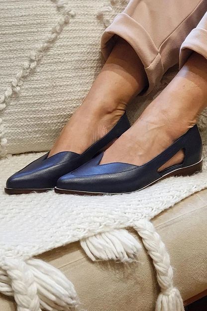 Casual Navy Pointed-Toe Cut-Out Slip-On Flats
