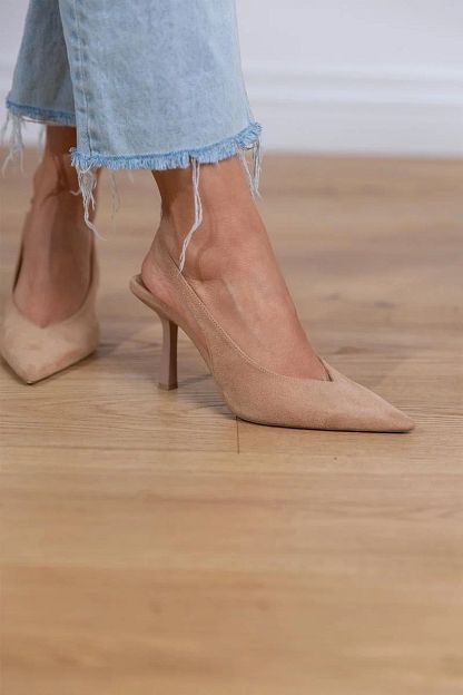 Beige Solid-Colour Pointed-Toe Kitten Heels