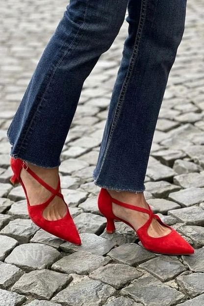Khaki Solid-Colour Pointed-Toe Low Heels with Buckle and Crossover Straps