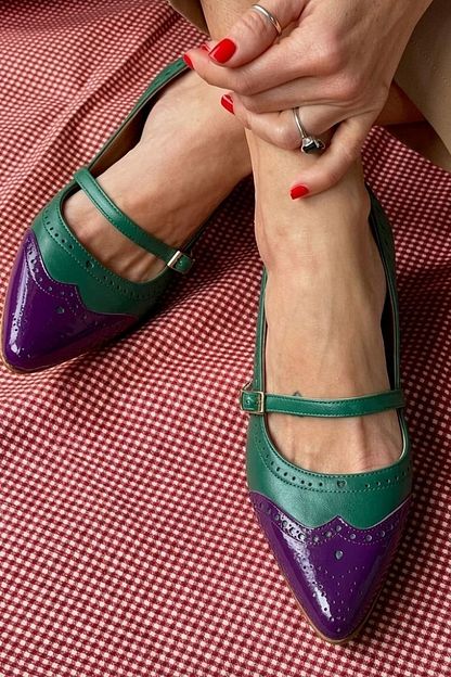 White Colour-Block Pointed-Toe Low Heels with Buckled Instep Strap