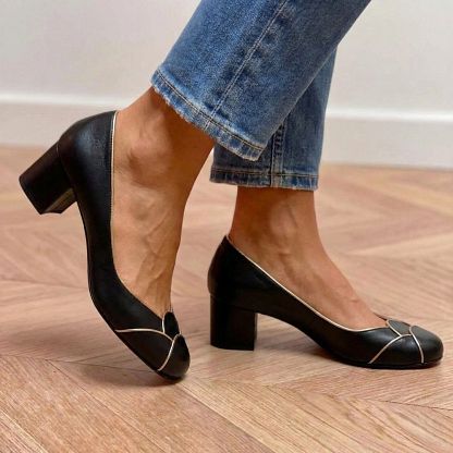 Elegant Black and Gold Round-Toe Block Heels with Contrast Trim