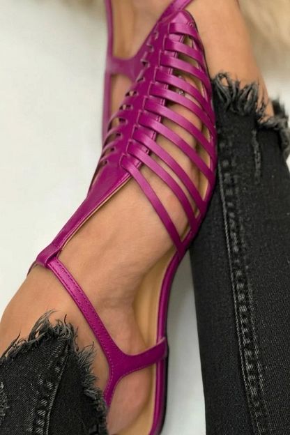 Simple Casual Black Pointed-Toe Cut-Out Sandals with T-Bar Strap