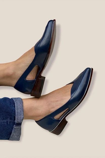 Casual Navy Pointed-Toe Cut-Out Slip-On Flats