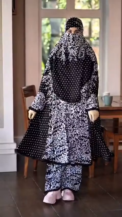 Full Coverage Borka set