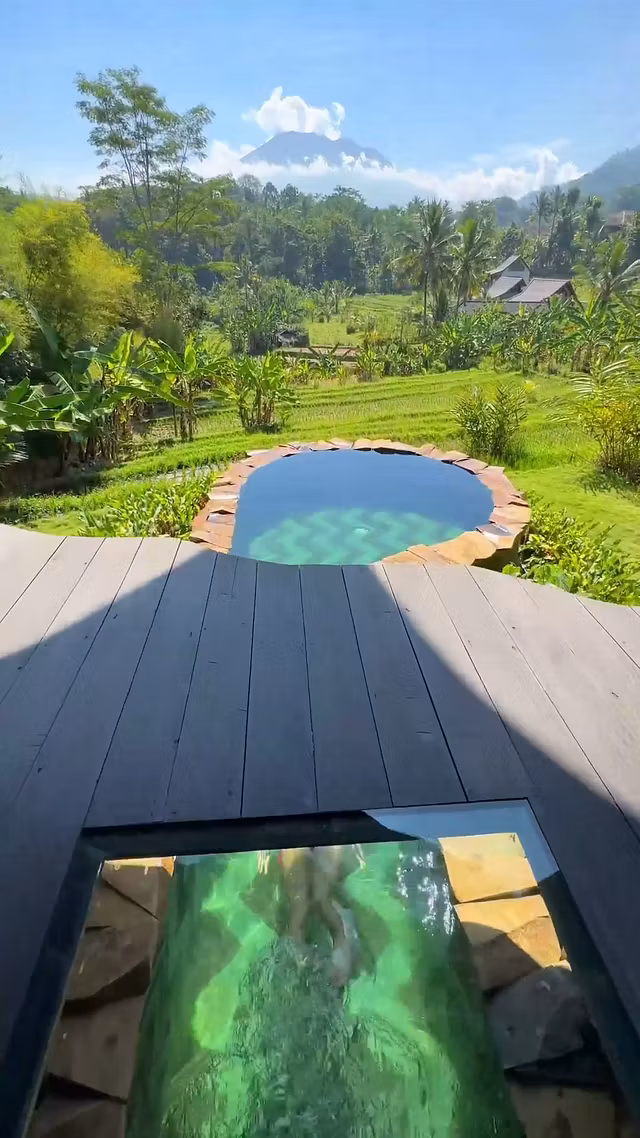 Travel+Hotels Reels Collection