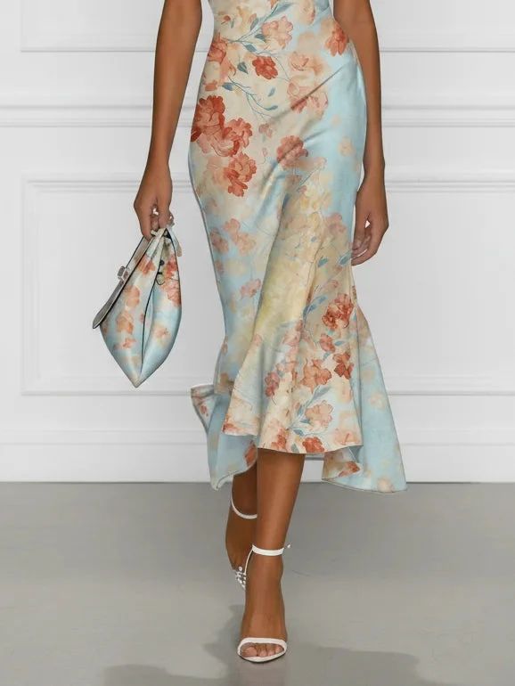 Victoire | Robe midi sirène à épaules dénudées et imprimé floral bleu