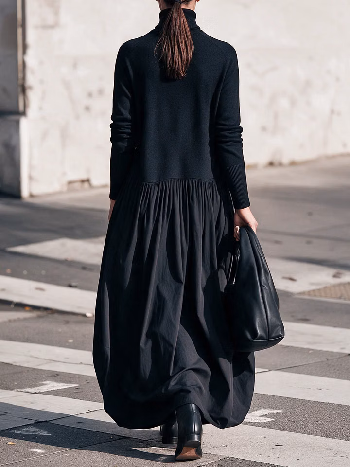 Odette | Robe Maxi Noire Oversize à Col Montant