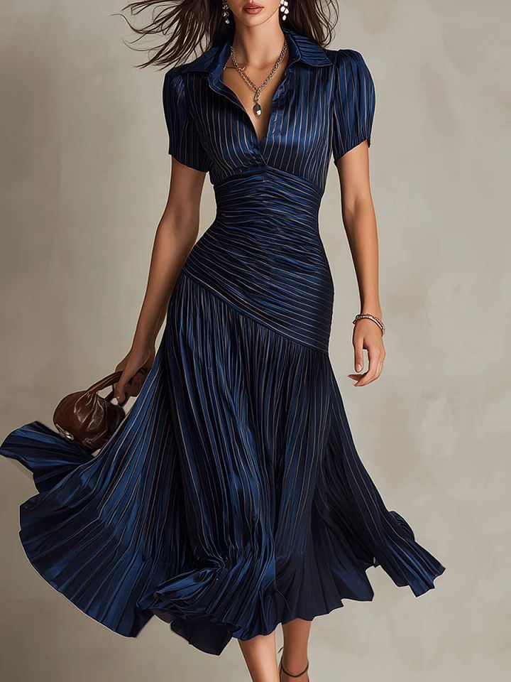 Adriana | Robe midi satinée à rayures rétro