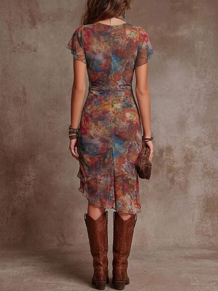 Martina | Robe midi plissée à col en V et imprimé d'art abstrait style bohème
