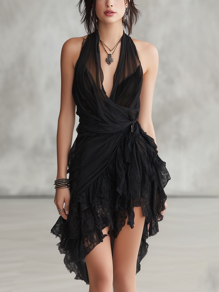 Sélène | Mini Robe Noire, Col Halter en Dentelle et Volants
